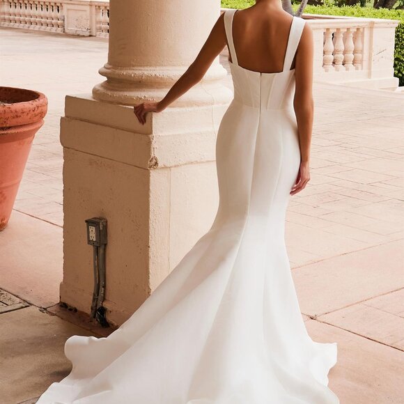 White wedding dress, mermaid bridal gown - Picture 3 of 5